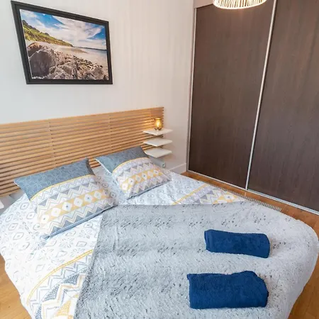 Joli T2 Equipe Quartier Pieton Par Groom* *